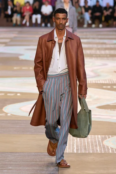 Look 67